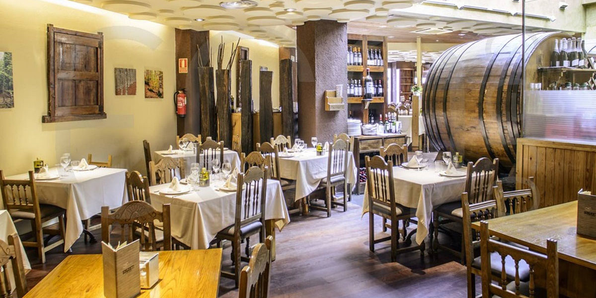 Acoustic conditioning in restaurant businesses