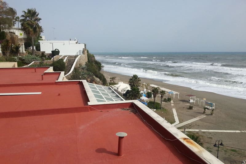 Building roof before rehabilitation