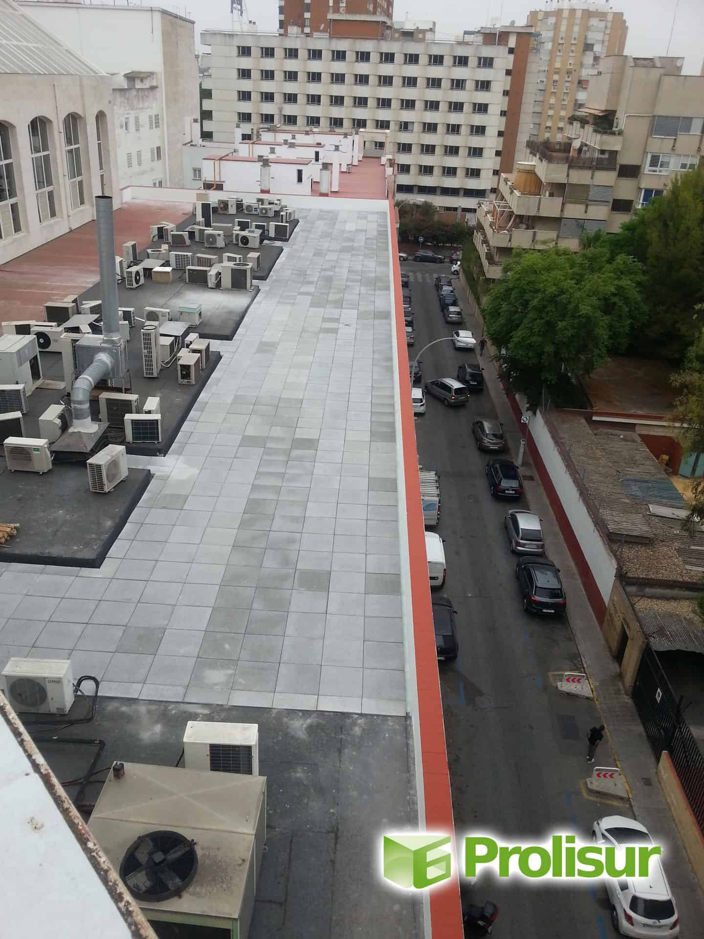 Impermeabilización y aislamiento térmico en cubiertas del Edificio Forum en Sevilla