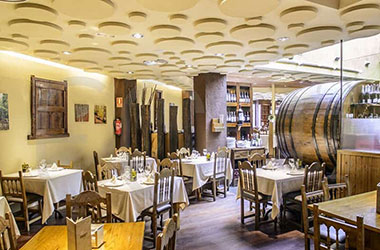 Acoustics. Acoustic adaptation of spaces