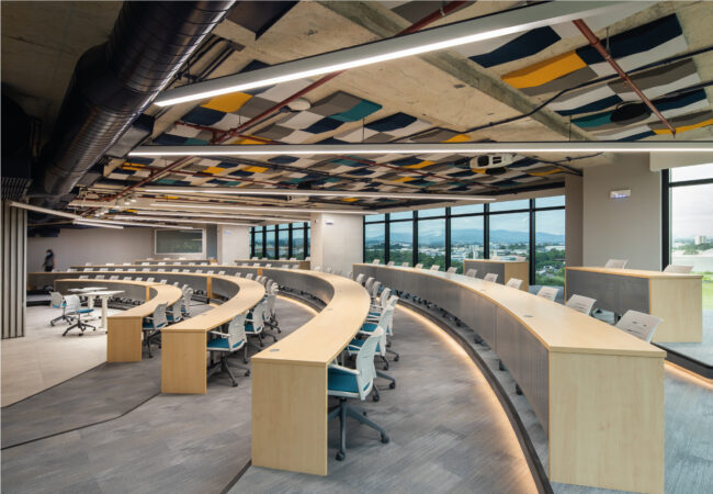 4 uni latina panama 1