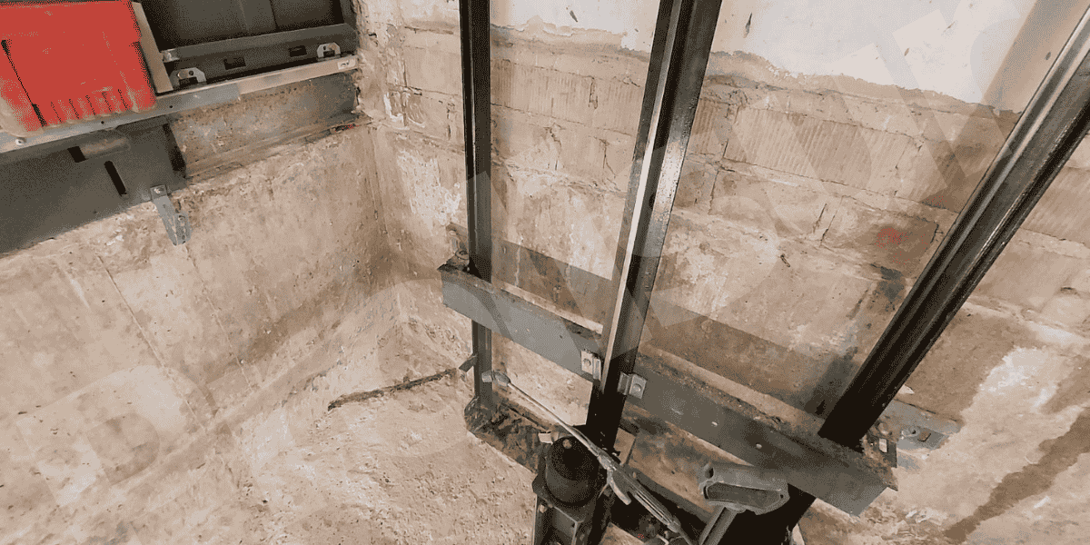 Foso ascensor c.prop huelva Foso ascensor c.prop huelva