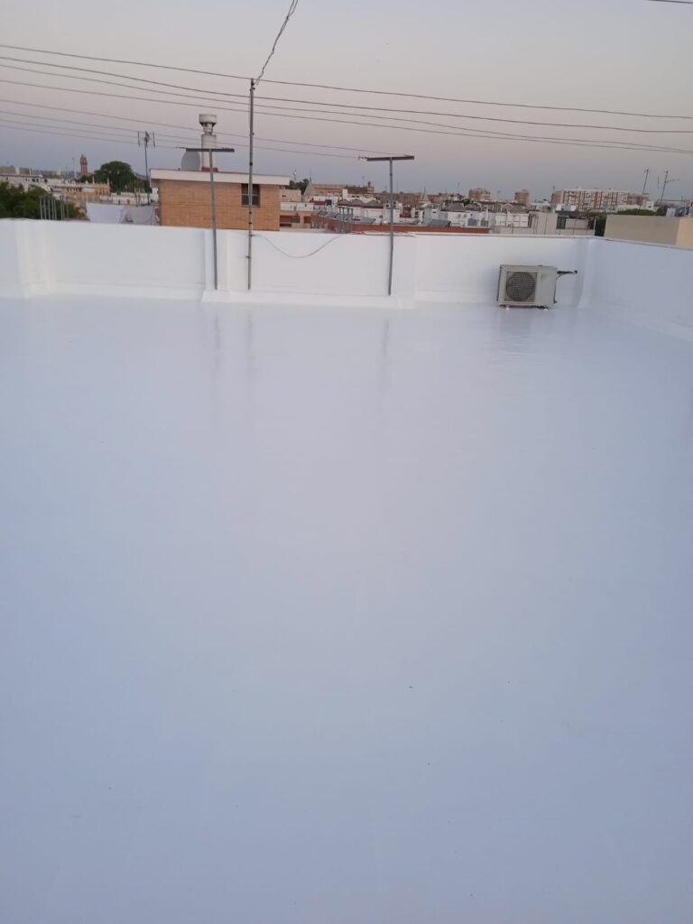 Impermeabilización con poliuretano en cubiertas
