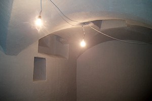 sótano en obras para aislar contra la humedad y las filtraciones de agua Sótano en obras para aislar contra la humedad y las filtraciones de agua